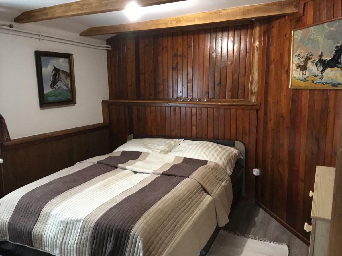 Balatonkenesei Nádfedeles Lovas Vendégház Extérieur photo