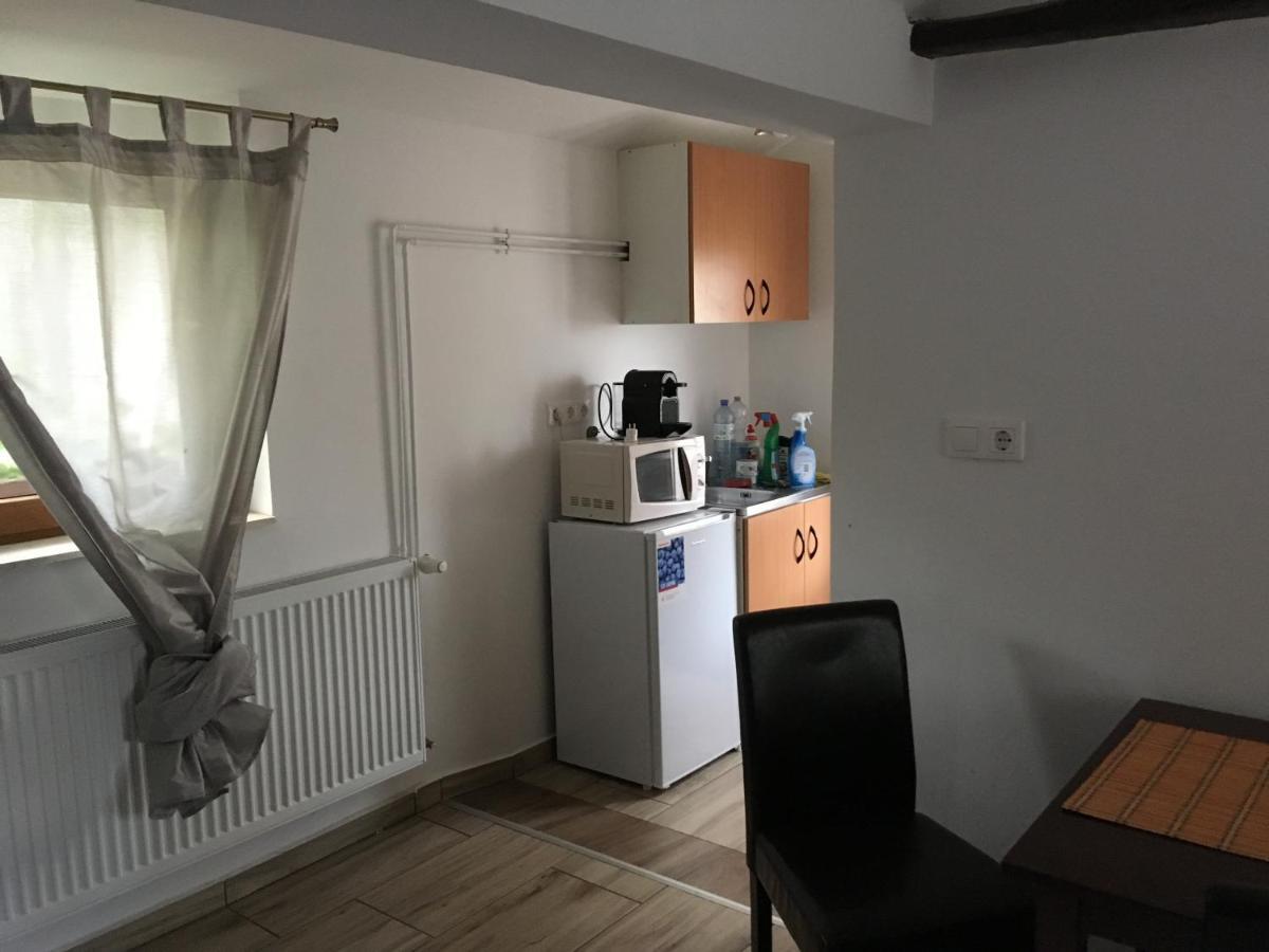 Balatonkenesei Nádfedeles Lovas Vendégház Extérieur photo